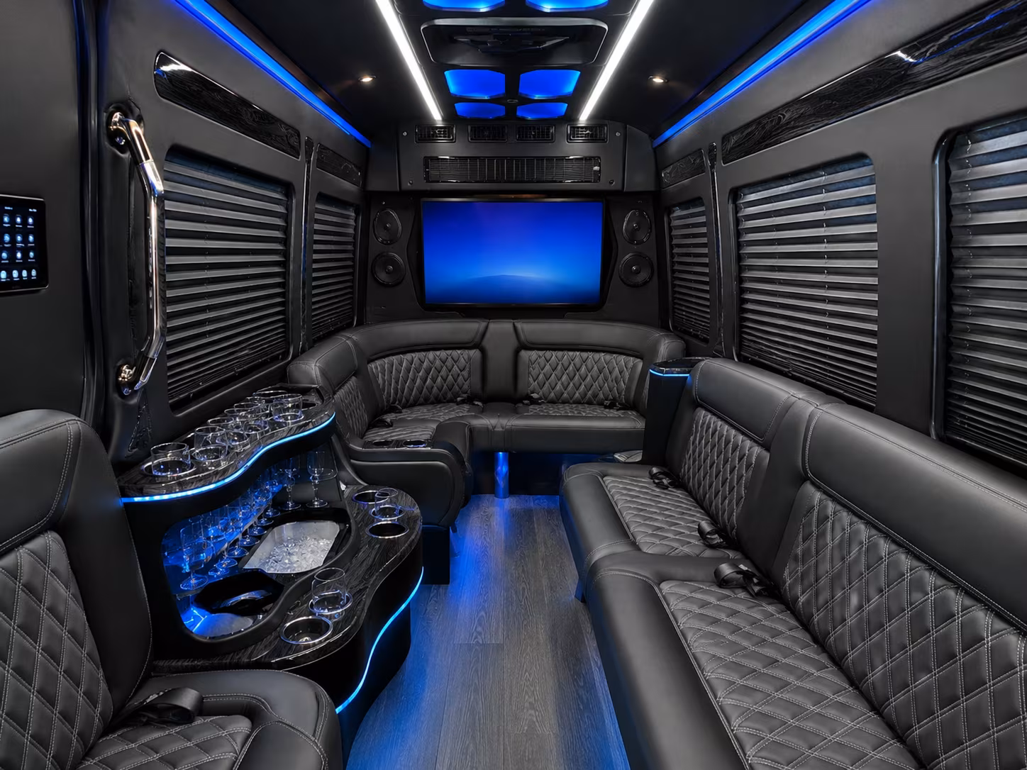 charterbusservicesmanhattan com puts your hudson yards and financial district corporate events on easy street