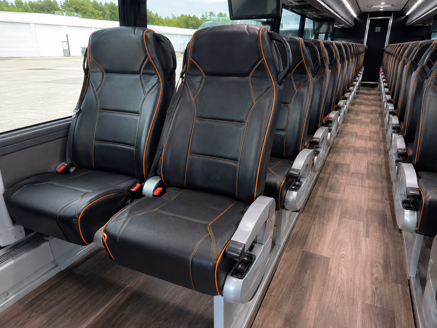 how the type of bus changes the price in manhattan new york