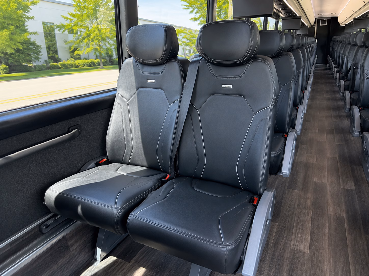 instant online bus rental quotes in manhattan