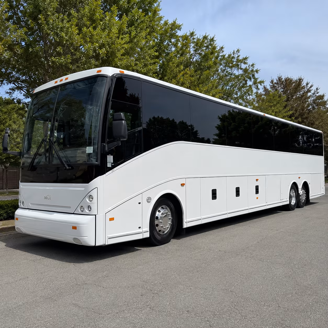 jfk laguardia newark airport charter bus rentals for manhattan groups