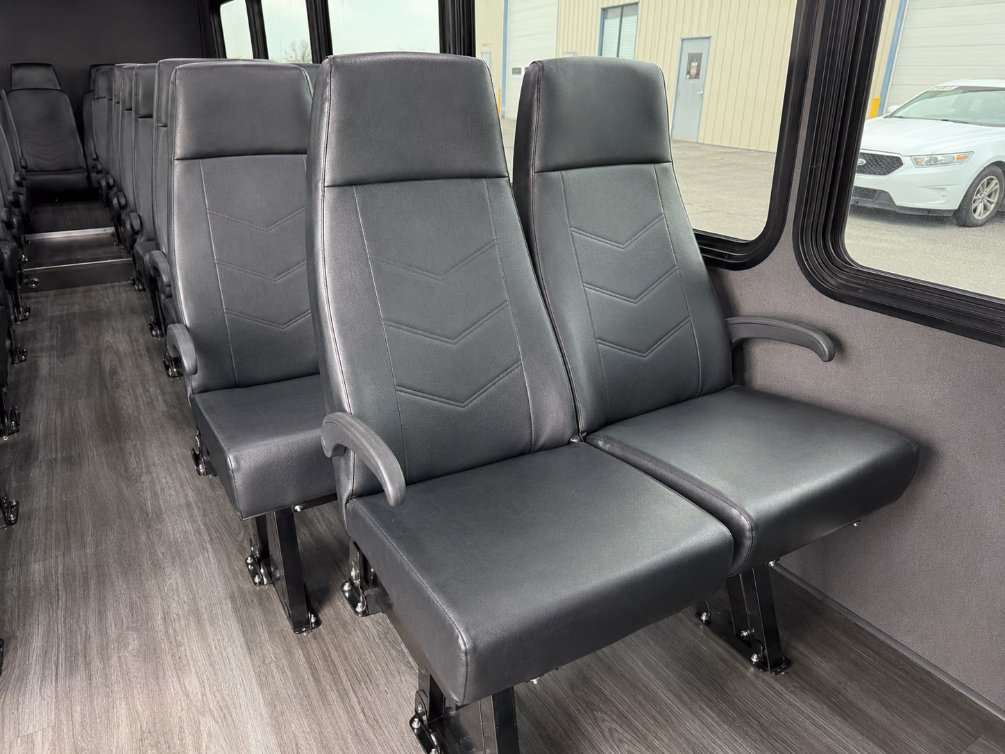 manhattan airport transportation onboard seating