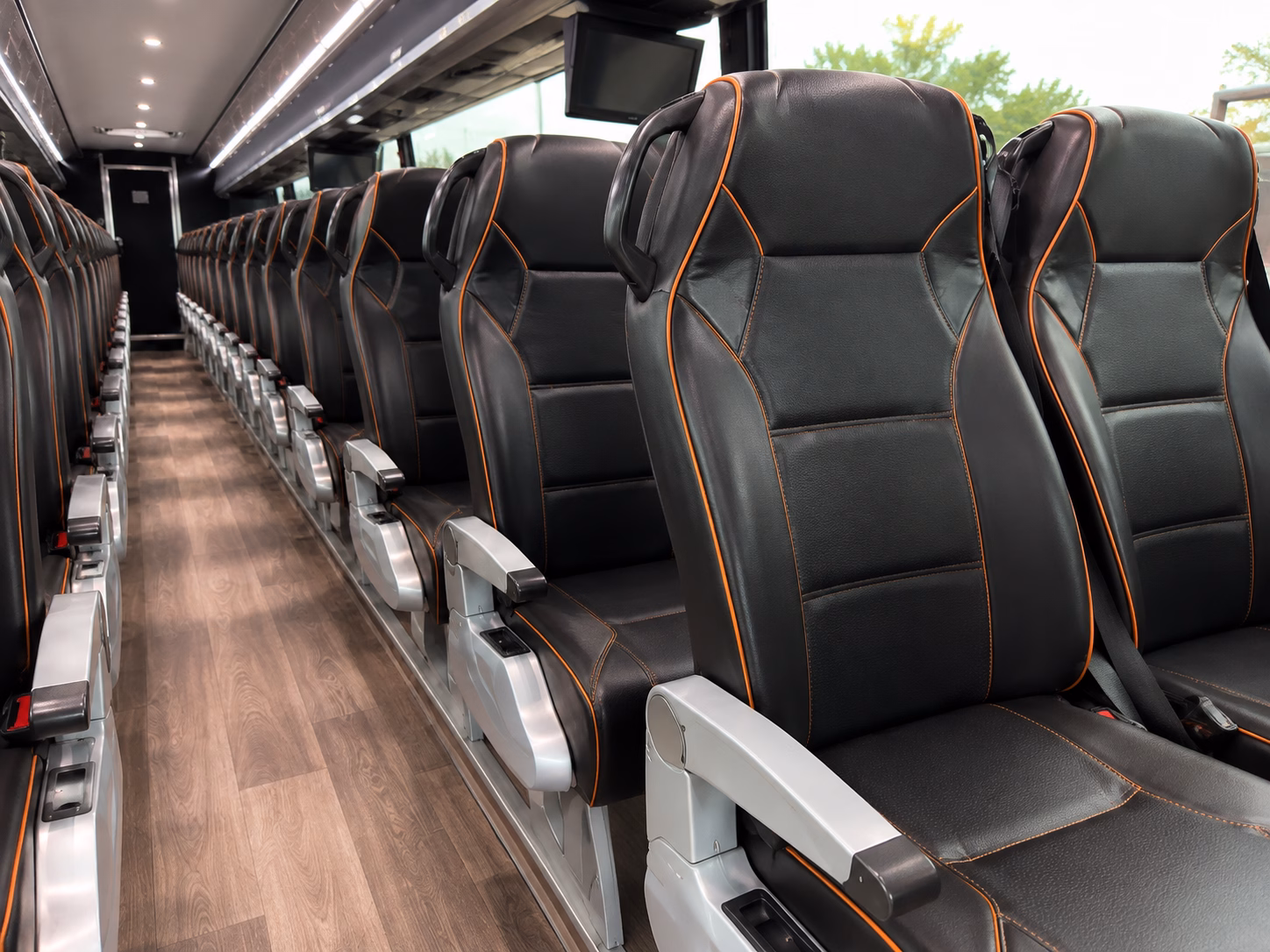 manhattan charter bus services interior